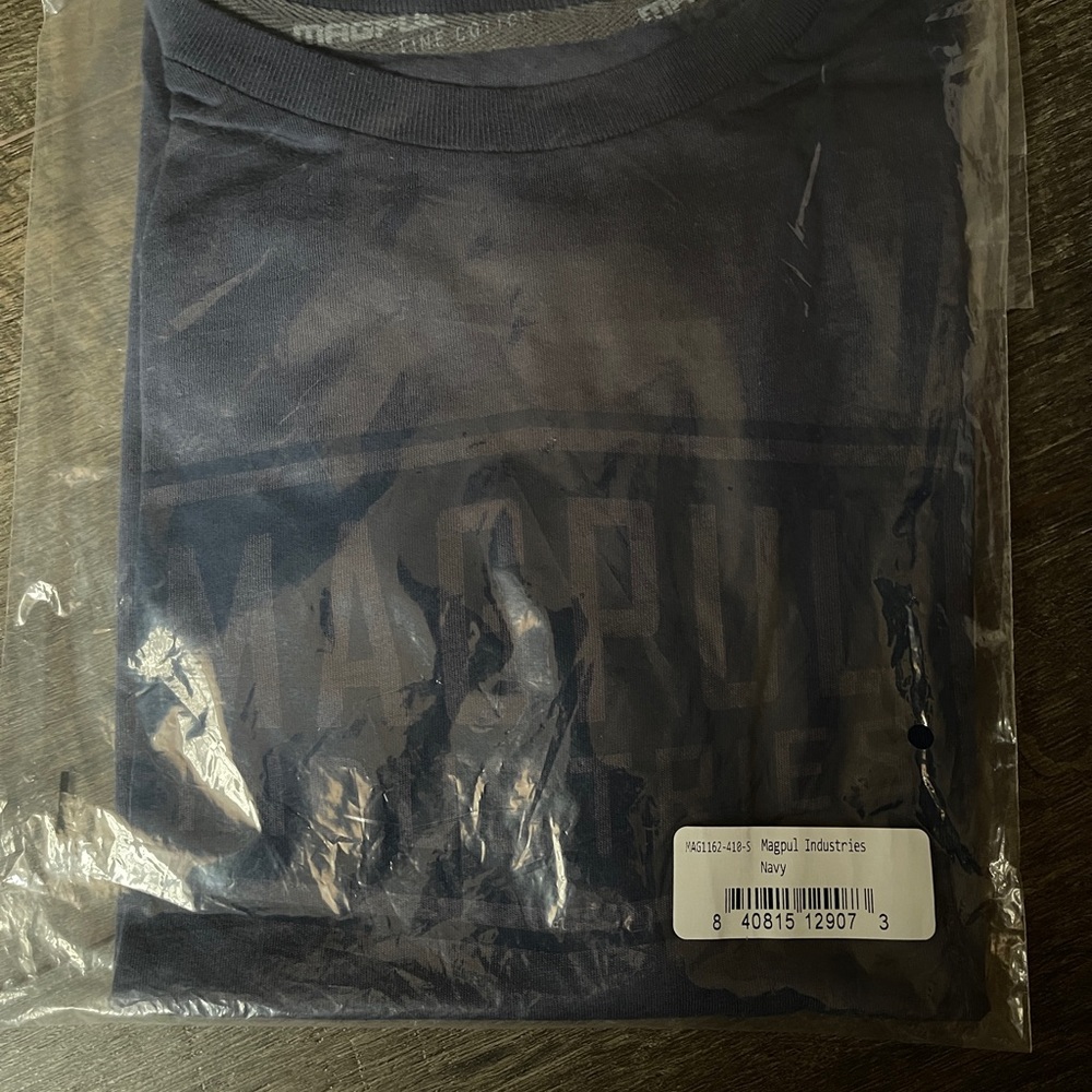 NWT Magpul Mens T-shirt Size Small